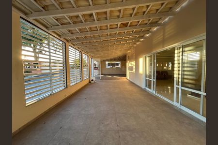 Casa para alugar com 500m², 7 quartos e 3 vagas Casa para alugar com 500m², 7 quartos e 3 vagasQuintal