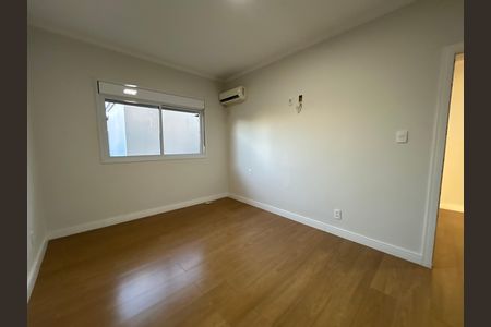 Casa para alugar com 500m², 7 quartos e 3 vagas Casa para alugar com 500m², 7 quartos e 3 vagasQuarto 4