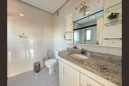 Casa para alugar com 500m², 7 quartos e 3 vagas Casa para alugar com 500m², 7 quartos e 3 vagasBanheiro Social