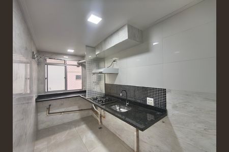 Cozinha de apartamento à venda com 2 quartos, 50m² em Anil, Rio de Janeiro