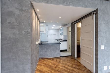 Apartamento à venda com 110m², 2 quartos e 2 vagas Apartamento à venda com 110m², 2 quartos e 2 vagasCozinha