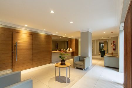 Apartamento à venda com 110m², 2 quartos e 2 vagas Apartamento à venda com 110m², 2 quartos e 2 vagasHall do Elevador