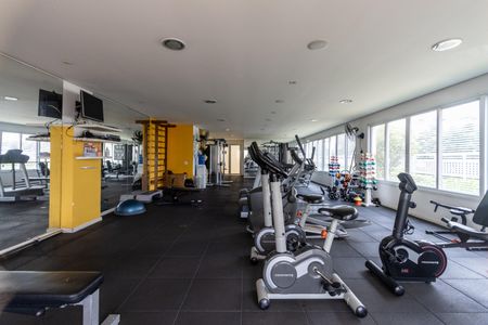 Apartamento à venda com 110m², 2 quartos e 2 vagas Apartamento à venda com 110m², 2 quartos e 2 vagasAcademia