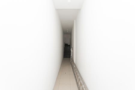 Casa para alugar com 32m², 1 quarto e sem vaga Casa para alugar com 32m², 1 quarto e sem vagaCorredir / Entrada