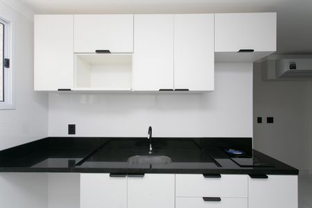 Casa para alugar com 32m², 1 quarto e sem vaga Casa para alugar com 32m², 1 quarto e sem vagaCozinha - Armários