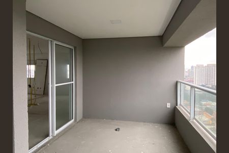 Apartamento à venda com 87m², 3 quartos e 2 vagasVaranda