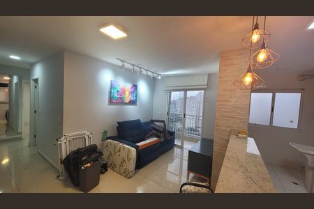 Sala de apartamento à venda com 2 quartos, 64m² em Vila Paulo Silas, São Paulo