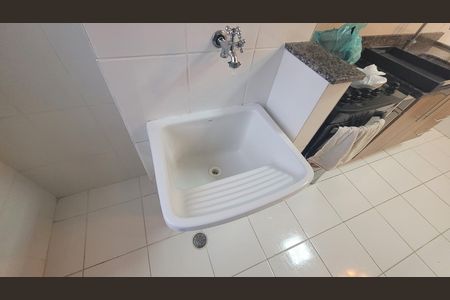 Apartamento à venda com 64m², 2 quartos e 1 vagaCozinha e Área de Serviço