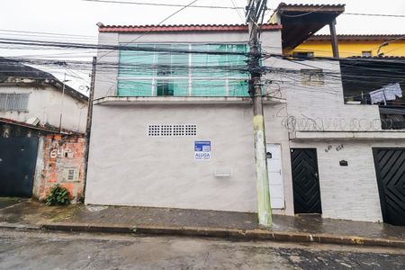 Casa para alugar com 100m², 2 quartos e sem vagaFachada