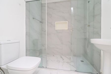 Casa para alugar com 100m², 2 quartos e sem vagaBanheiro da Suíte 1