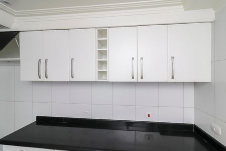 Casa para alugar com 100m², 2 quartos e sem vagaCozinha - Armários