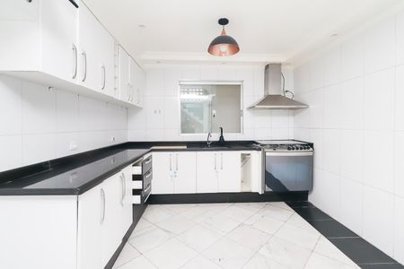 Casa para alugar com 100m², 2 quartos e sem vagaCozinha