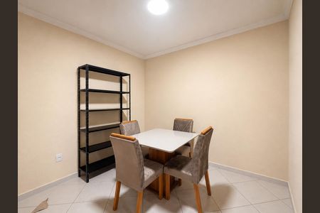 Apartamento para alugar com 72m², 2 quartos e 1 vaga Apartamento para alugar com 72m², 2 quartos e 1 vagaQuarto