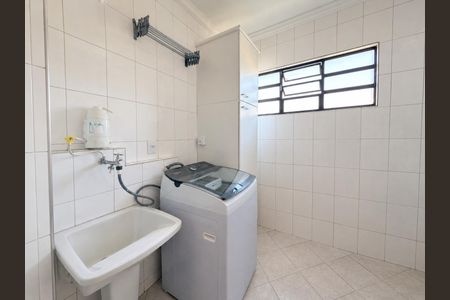 Apartamento para alugar com 72m², 2 quartos e 1 vaga Apartamento para alugar com 72m², 2 quartos e 1 vagaÁrea de serviço
