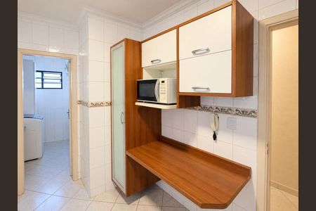 Cozinha de apartamento para alugar com 2 quartos, 72m² em Jardim Sandra, Sorocaba