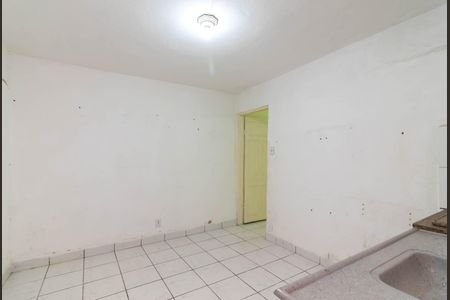 Casa para alugar com 30m², 1 quarto e sem vagaSala e Cozinha