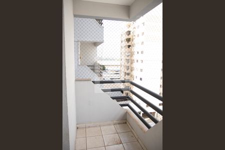 Apartamento para alugar com 76m², 3 quartos e 1 vagaVaranda