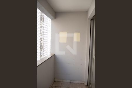 Apartamento para alugar com 76m², 3 quartos e 1 vagaVaranda