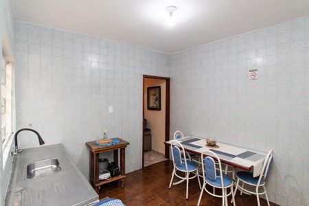 Casa para alugar com 187m², 2 quartos e 1 vagaCozinha
