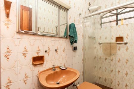Casa para alugar com 187m², 2 quartos e 1 vagaBanheiro