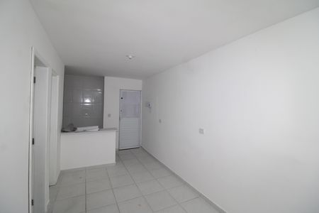 Sala / Cozinha de apartamento para alugar com 1 quarto, 32m² em Sítio do Mandaqui, São Paulo