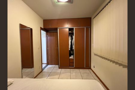 Apartamento à venda com 66m², 2 quartos e 1 vagaQuarto 2