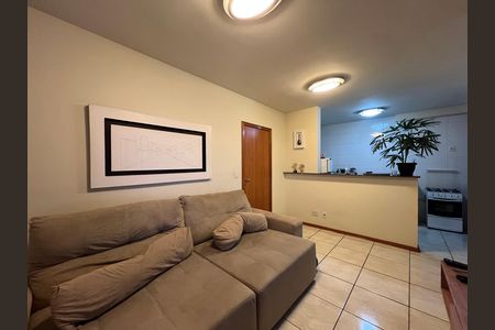 Sala de apartamento à venda com 2 quartos, 66m² em Serrano, Belo Horizonte