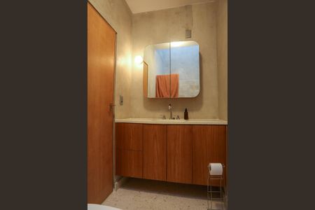 Casa à venda com 520m², 4 quartos e 2 vagas Casa à venda com 520m², 4 quartos e 2 vagasBanheiro da Suíte 3