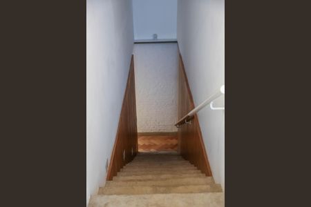 Escada  de casa à venda com 4 quartos, 520m² em Instituto de Previdência, São Paulo