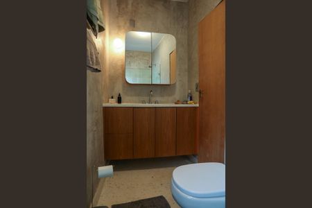 Casa à venda com 520m², 4 quartos e 2 vagas Casa à venda com 520m², 4 quartos e 2 vagasBanheiro da Suíte 4