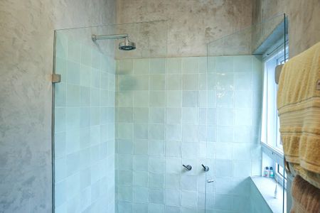 Casa à venda com 520m², 4 quartos e 2 vagas Casa à venda com 520m², 4 quartos e 2 vagasBanheiro da Suíte 4