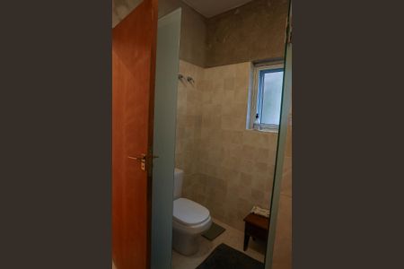 Casa à venda com 520m², 4 quartos e 2 vagas Casa à venda com 520m², 4 quartos e 2 vagasBanheiro da Suíte 3