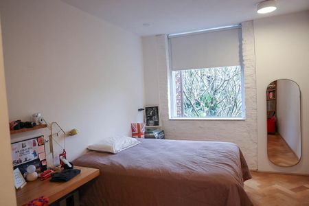 Casa à venda com 520m², 4 quartos e 2 vagas Casa à venda com 520m², 4 quartos e 2 vagasSuíte 3
