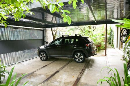 Garagem de casa à venda com 4 quartos, 520m² em Instituto de Previdência, São Paulo