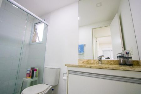 Apartamento à venda com 62m², 2 quartos e 1 vaga Apartamento à venda com 62m², 2 quartos e 1 vagaBanheiro social