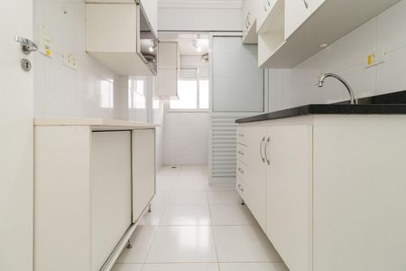 Apartamento para alugar com 77m², 3 quartos e 2 vagas Apartamento para alugar com 77m², 3 quartos e 2 vagasCozinha