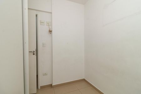 Apartamento para alugar com 77m², 3 quartos e 2 vagas Apartamento para alugar com 77m², 3 quartos e 2 vagasQuarto