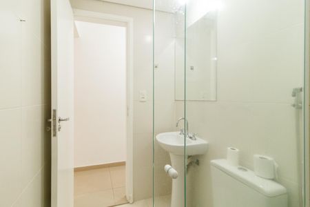 Apartamento para alugar com 77m², 3 quartos e 2 vagas Apartamento para alugar com 77m², 3 quartos e 2 vagasBanheiro
