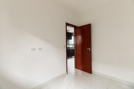 Quarto 1 de apartamento para alugar com 2 quartos, 38m² em Vila Carrão, São Paulo