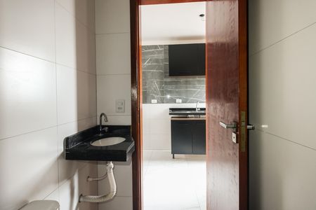 Apartamento para alugar com 38m², 2 quartos e 1 vaga Apartamento para alugar com 38m², 2 quartos e 1 vagaBanheiro