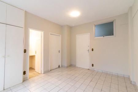 Apartamento à venda com 50m², 1 quarto e sem vagaSala/Quarto