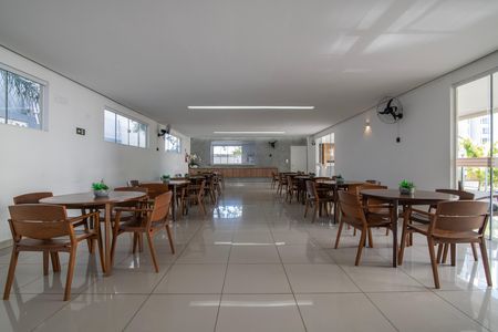 Apartamento para alugar com 54m², 2 quartos e 1 vagaÁrea Comum - Salão de Festas