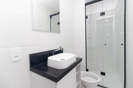 Banheiro de apartamento para alugar com 2 quartos, 31m² em Parque Novo Mundo, São Paulo