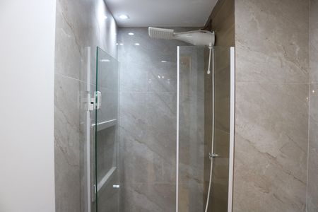 Apartamento à venda com 37m², 2 quartos e sem vagaBanheiro