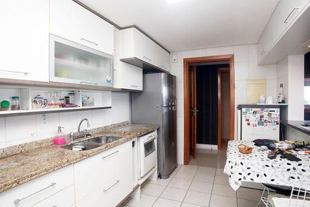 Apartamento à venda com 130m², 3 quartos e 3 vagasCozinha