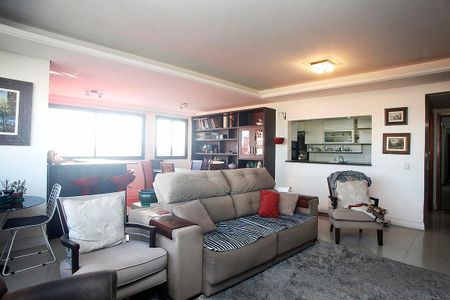 Apartamento à venda com 130m², 3 quartos e 3 vagasSala