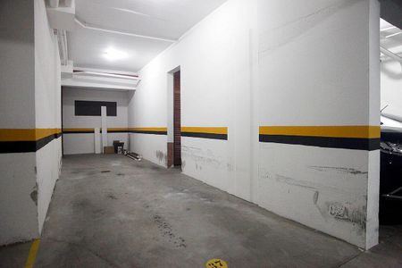 Apartamento à venda com 130m², 3 quartos e 3 vagasBox Garagem21 (vaga dupla)