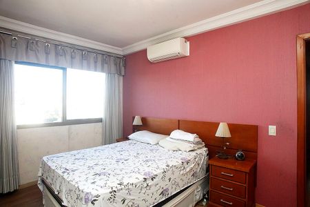 Apartamento à venda com 130m², 3 quartos e 3 vagasQuarto 1 Suíte