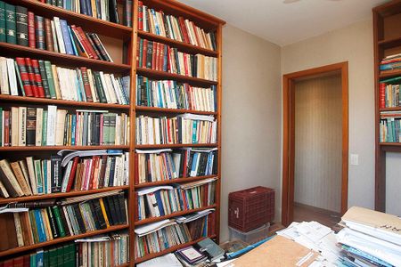 Apartamento à venda com 130m², 3 quartos e 3 vagasQuarto 2