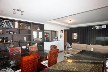 Sala de apartamento à venda com 3 quartos, 130m² em Petrópolis, Porto Alegre